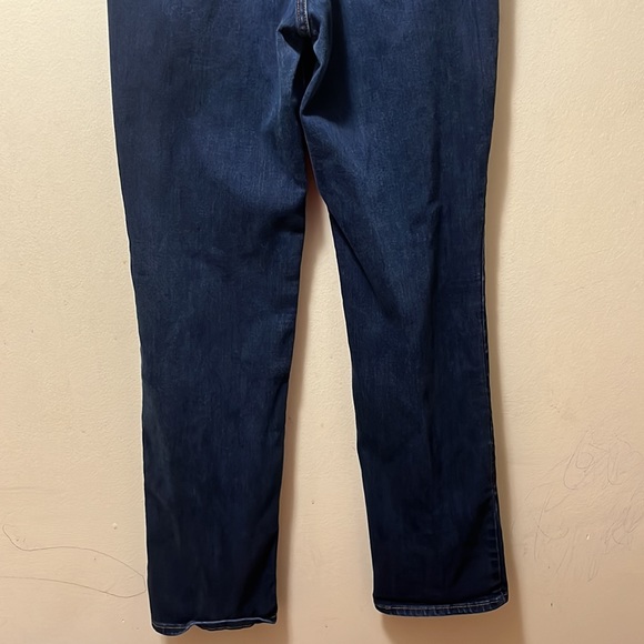 Levi jeans 505 straight size 8 medium wash womens - Picture 8 of 9